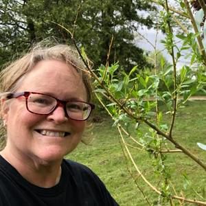 Meet your Posher, Lynne